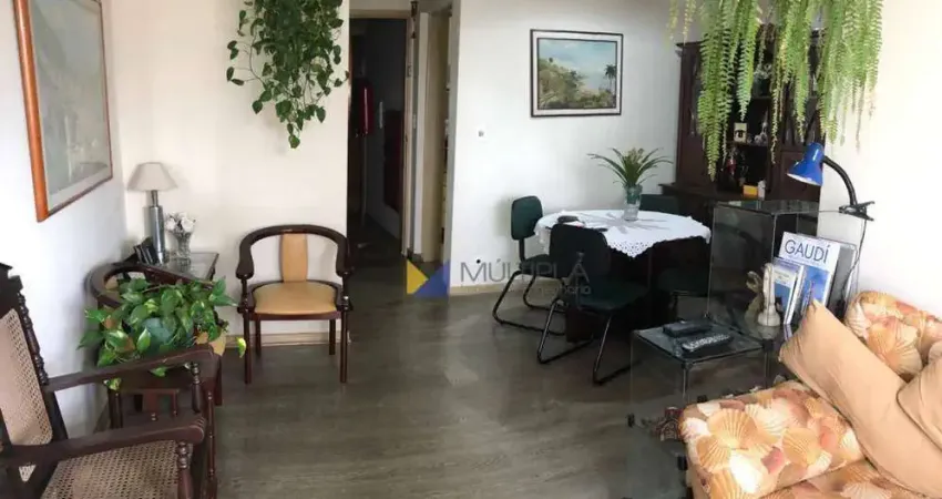 Apartamento para venda em centro de 80.00m² com 3 quartos e 2 garagens