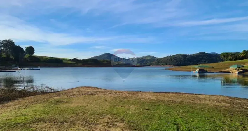 Terreno em condomínio fechado à venda na Estrada Municipal José Vaccari, Serrinha, Bragança Paulista