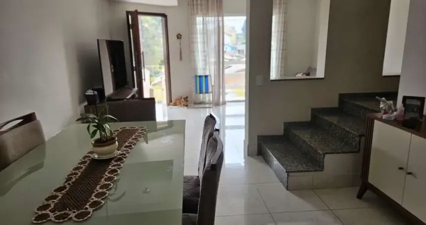 Sobrado para venda em cidade industrial de 160.00m² com 4 quartos, 1 suite e 1 garagem