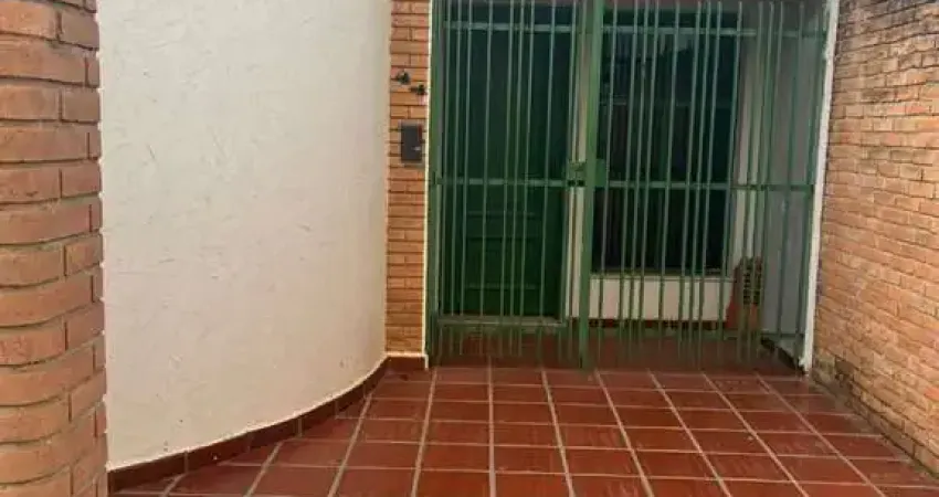 Casa com 2 quartos para alugar na Rua Paraná, 44, Centro, Sorocaba