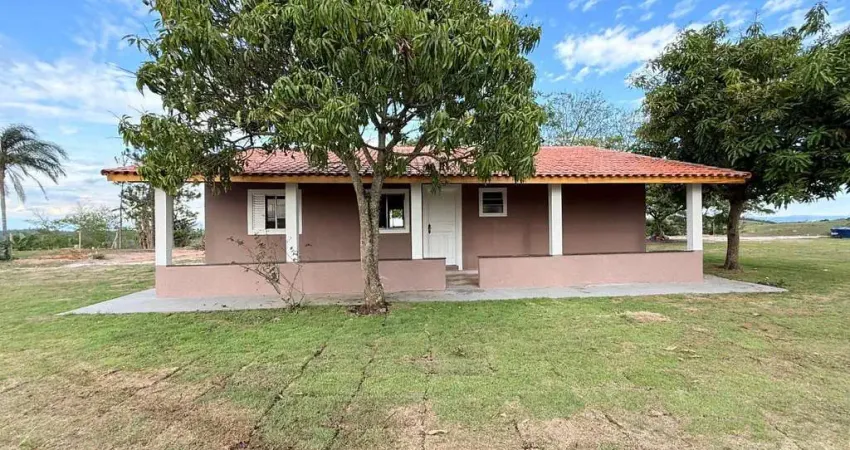 Chácara para venda em centro de 20513.00m² com 4 quartos, 1 suite e 8 garagens