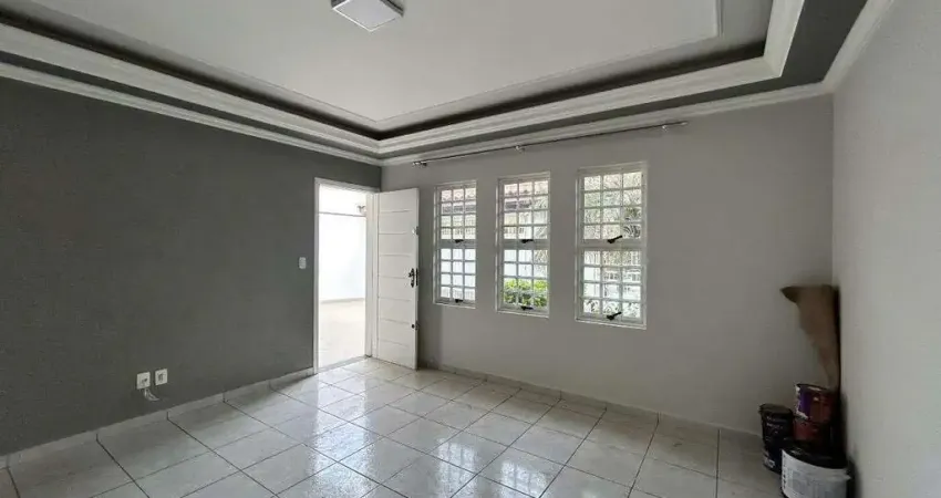 Casa para alugar em jardim regina de 155.30m² com 3 quartos, 1 suite e 4 garagens