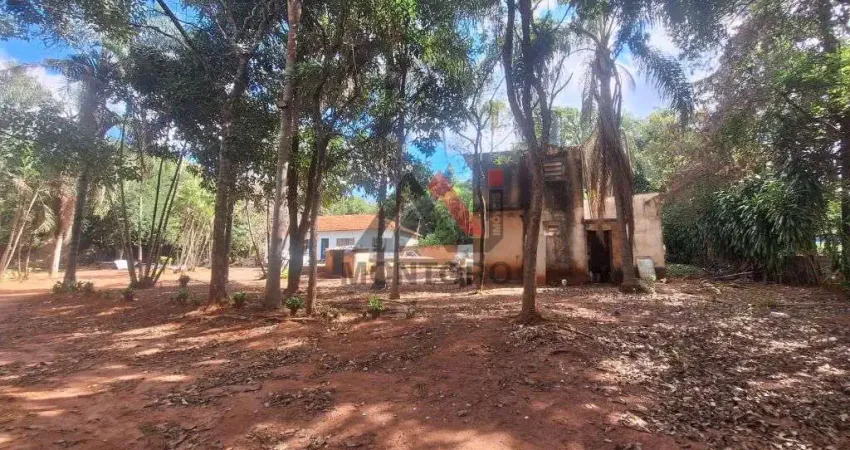 Fazenda / sítio para venda em parque tropical de 256.00m² com 3 quartos e 4 garagens