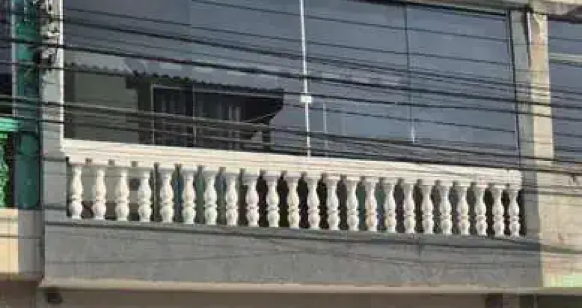 Sobrado para venda em jardim miragaia de 200.00m² com 2 quartos, 1 suite e 2 garagens