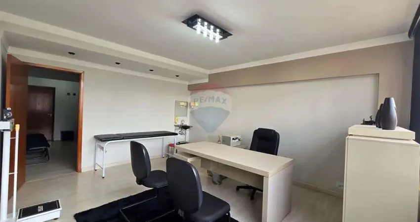 Sala comercial para venda em centro de 43.92m² com 2 quartos e 1 garagem