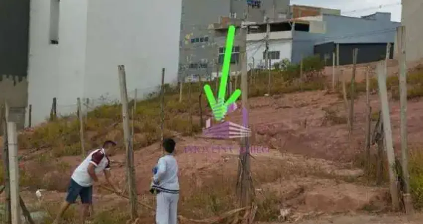 Terreno à venda na Rua Cabo Frio, Jardim Maria Helena, Barueri