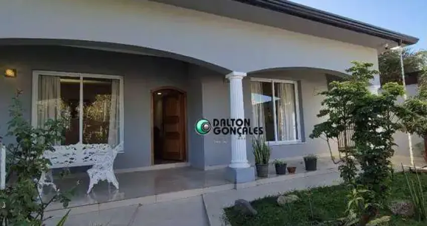 Casa para alugar em jardim dom bosco de 258.00m² com 3 quartos, 1 suite e 2 garagens