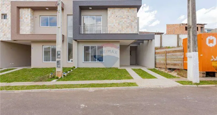 Sobrado para venda em campo de santana de 123.00m² com 3 quartos, 1 suite e 2 garagens