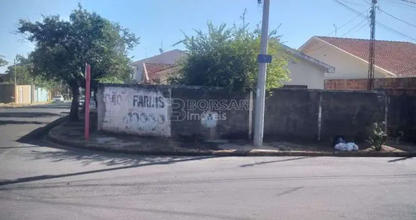 Casa para venda em centro de 117.00m² com 3 quartos e 3 garagens
