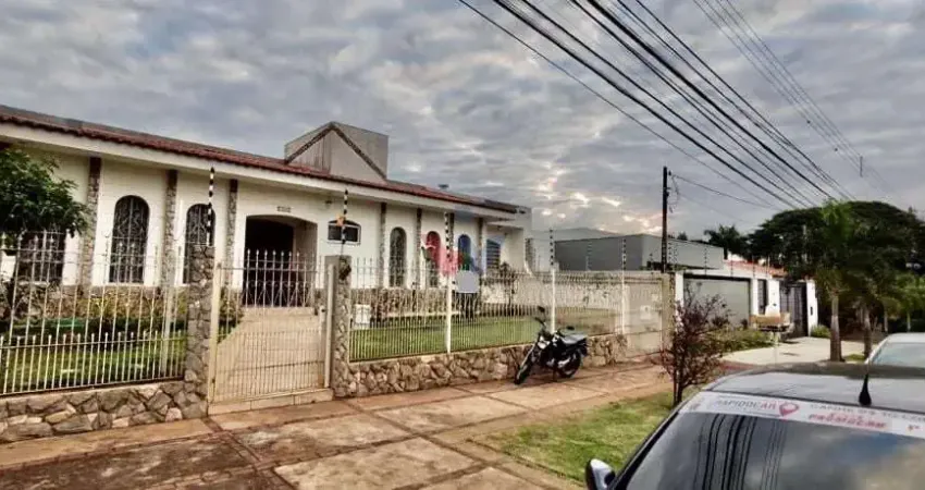 Casa para venda em zona 05 de 440.00m² com 4 quartos, 4 suites e 2 garagens