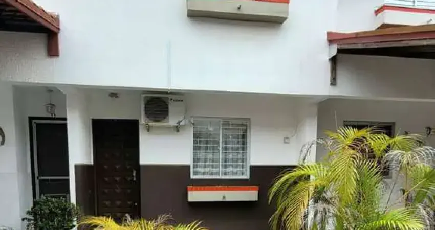 Sobrado para venda em matinhos de 90.00m² com 2 quartos e 2 garagens