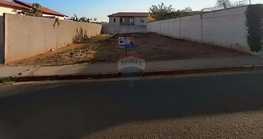 Terreno à venda na Rua Minas Gerais, Vila Militar, Lins