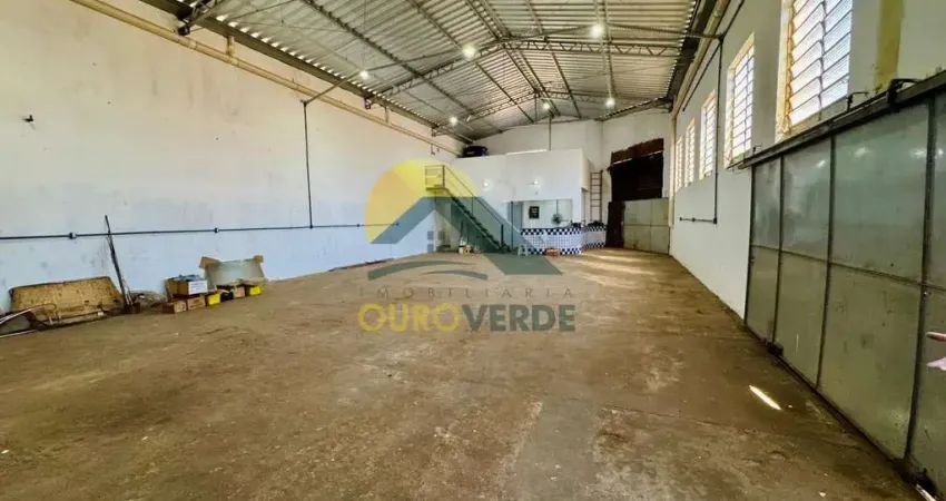 Galpão / depósito / armazém para venda em vila boa vista de 244.00m² com 3 garagens