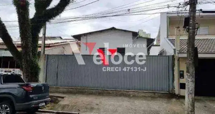 Galpão / depósito / armazém para alugar em parque industrial de 300.00m² com 3 garagens