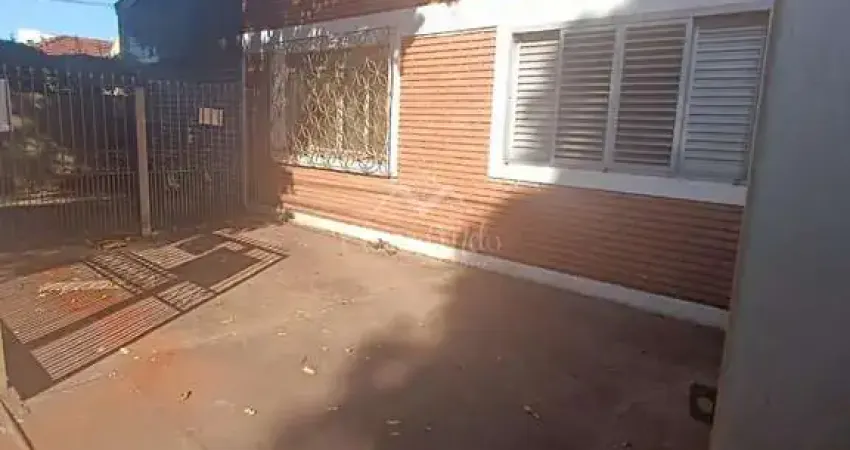 Casa para venda em centro de 150.00m² com 3 quartos e 3 garagens