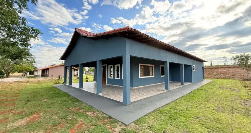 Chácara para venda em centro de 300.00m² com 3 quartos, 3 suites e 8 garagens