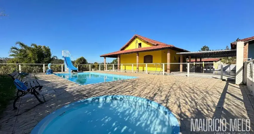 Chácara para venda em centro de 1400.00m² com 5 quartos e 8 garagens