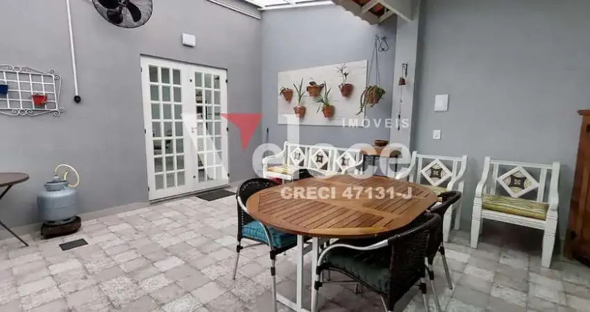 Casa para venda em centro de 150.00m² com 1 quarto, 1 suite e 1 garagem