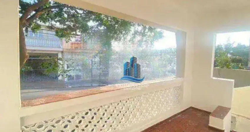 Sobrado para venda em cerâmica de 232.00m² com 4 quartos e 1 garagem