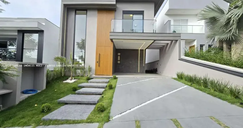 Sobrado para venda em mogi moderno de 210.00m² com 3 quartos, 3 suites e 4 garagens