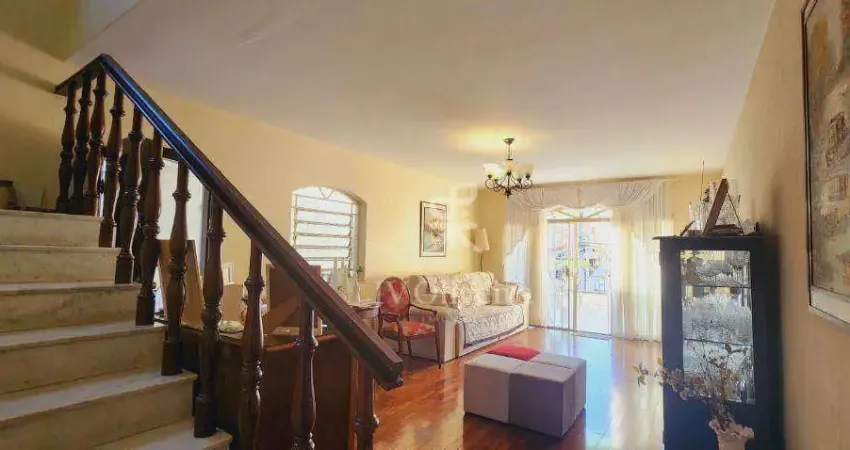 Sobrado para venda em jardim das vertentes de 204.00m² com 4 quartos, 2 suites e 2 garagens