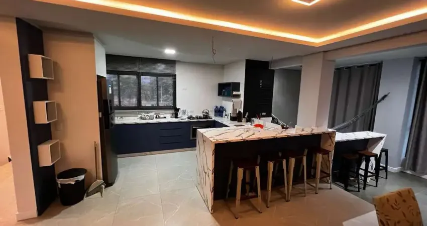 Sobrado para venda em cidade industrial de 280.00m² com 5 quartos, 3 suites e 5 garagens