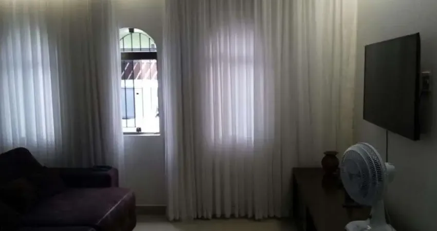 Sobrado para venda em parque guarani de 231.00m² com 3 quartos, 1 suite e 2 garagens