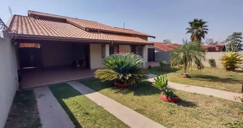 Casa para alugar em colinas de são pedro de 316.00m² com 3 quartos, 1 suite e 6 garagens