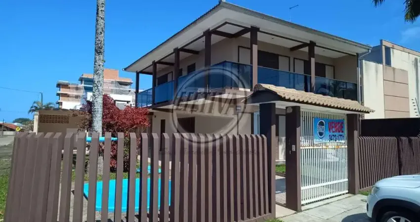 Casa para venda em guaratuba de 180.00m² com 5 quartos, 3 suites e 4 garagens