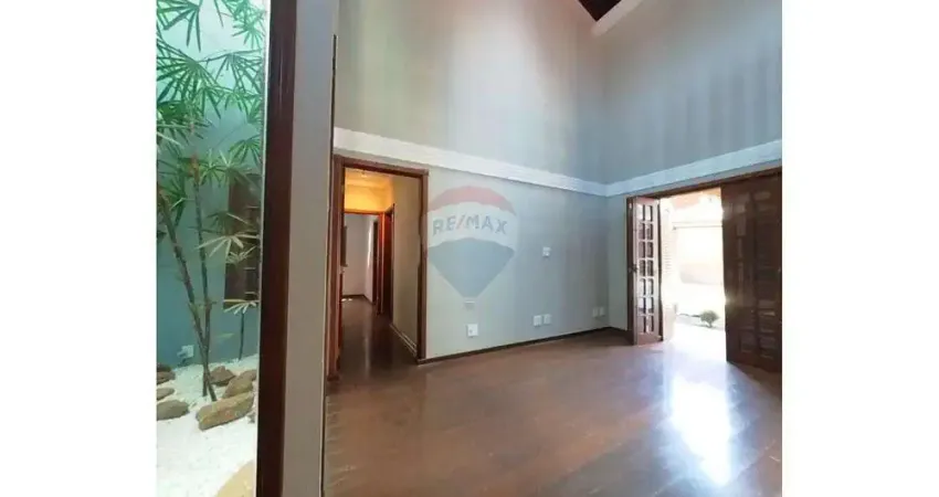 Casa para venda em centro de 339.00m² com 4 quartos, 4 suites e 4 garagens