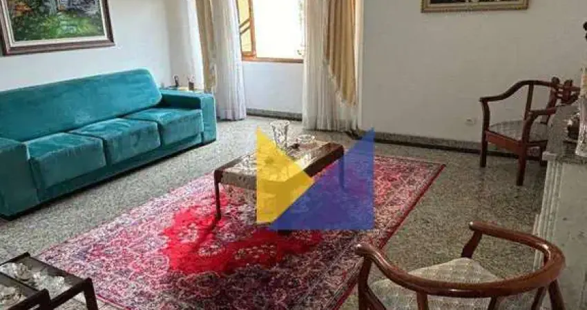 Sobrado para venda em parque renato maia de 207.00m² com 4 quartos, 4 suites e 6 garagens