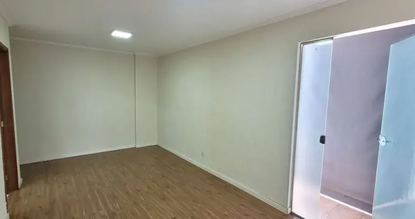 Apartamento para alugar em vila ideal de 80.00m² com 2 quartos, 1 suite e 1 garagem