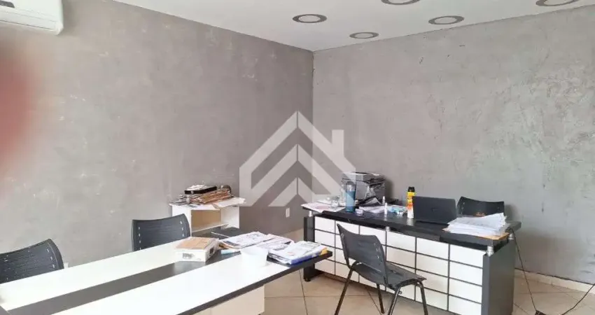 Sobrado para venda em centro de 319.00m² com 3 quartos, 1 suite e 4 garagens