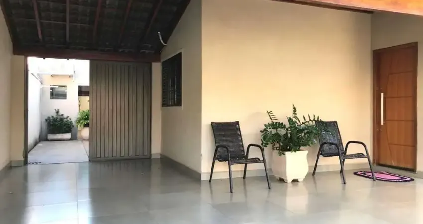 Casa para venda em parque das aroeiras ii de 154.00m² com 3 quartos, 1 suite e 2 garagens