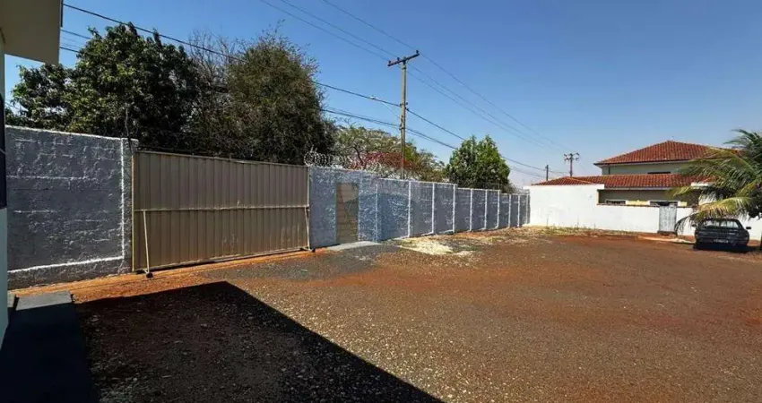 Galpão / depósito / armazém para alugar em jardinópolis de 903.80m²