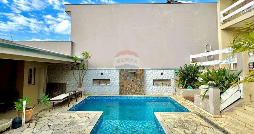 Sobrado para venda em centro de 370.00m² com 3 quartos, 1 suite e 4 garagens