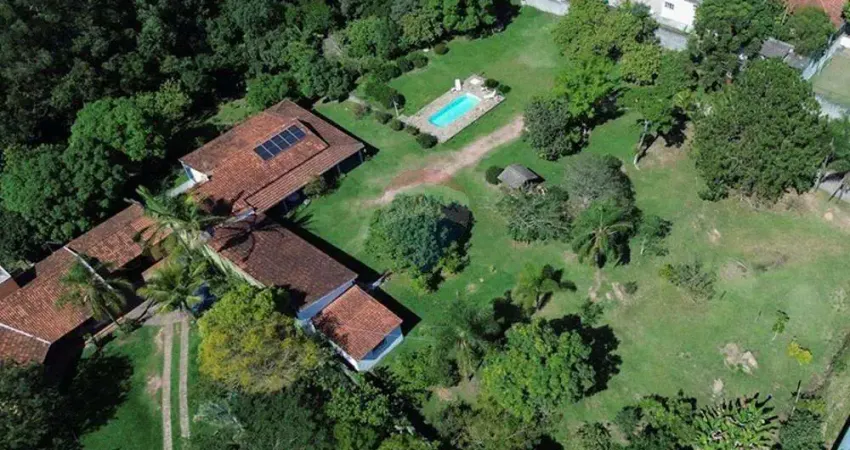 Casa para venda em terras de santa cruz de 375.00m² com 4 quartos