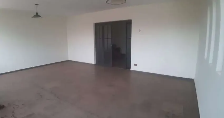 Casa para venda e aluguel em centro de 304.00m² com 4 quartos, 2 suites e 2 garagens