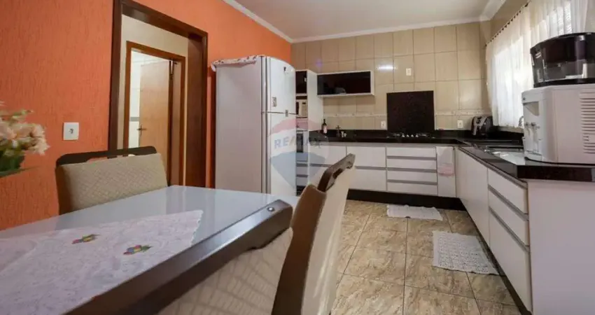 Casa para venda em jardim guanabara de 214.00m² com 3 quartos, 1 suite e 4 garagens
