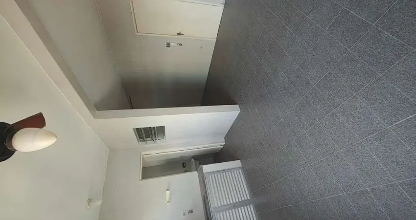 Kitnet / Stúdio à venda na Avenida João André Quintale, 50, Balneário Maracanã, Praia Grande