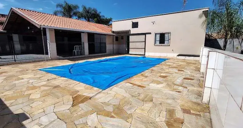 Casa para venda em grande parque residencial de 237.00m² com 2 quartos e 4 garagens