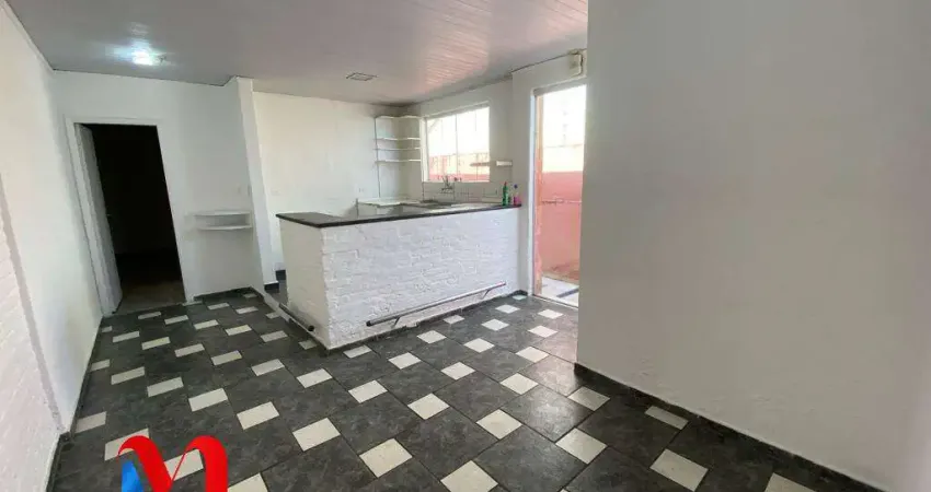 Casa para alugar em cerâmica de 60.00m² com 1 quarto e 2 garagens