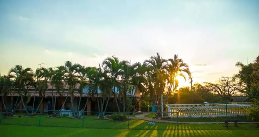 Chácara para venda em condomínio colinas do mosteiro de itaici de 420.00m² com 4 quartos, 1 suite e 8 garagens