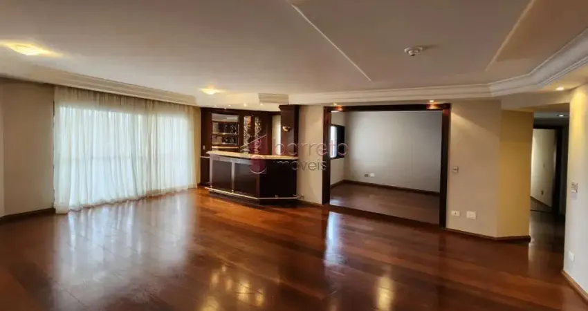 Apartamento para alugar em centro de 239.00m² com 3 quartos, 3 suites e 3 garagens