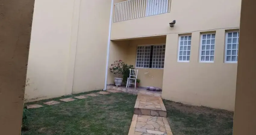 Sobrado para venda em jardim valença de 243.00m² com 3 quartos, 1 suite e 2 garagens