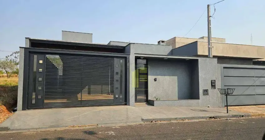 Casa para venda em pq ipês 1 de 136.00m² com 2 quartos, 2 suites e 2 garagens