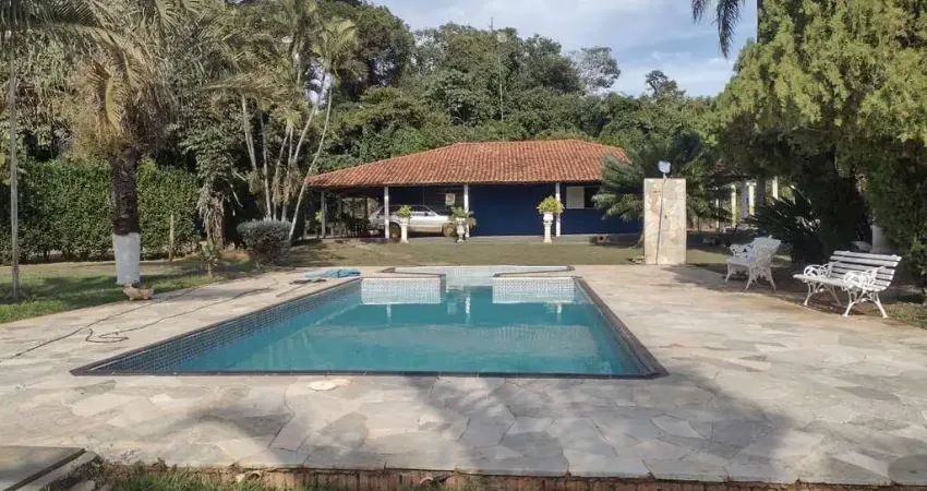 Chácara para venda em cidade jardim de 0.01m² com 2 quartos, 2 suites e 3 garagens