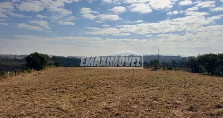 Terreno à venda no Centro, Araçoiaba da Serra