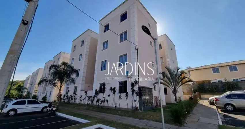 Apartamento para venda em centro de 45.00m² com 2 quartos e 1 garagem