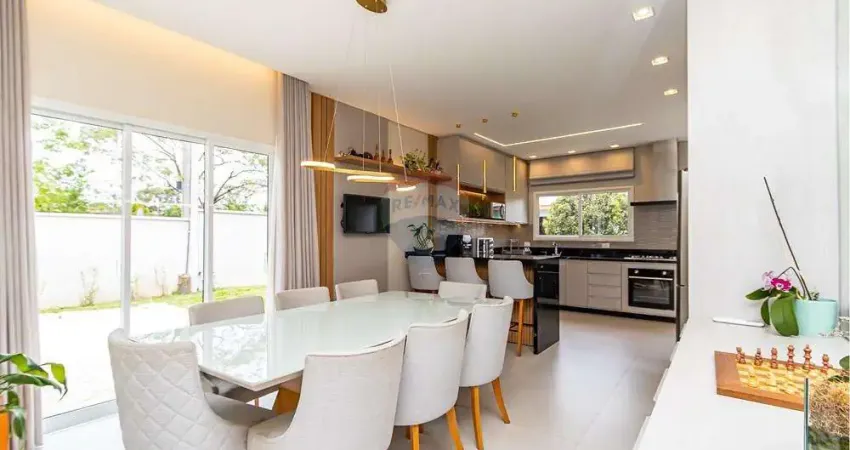 Casa para venda em centro de 242.00m² com 4 quartos, 1 suite e 5 garagens